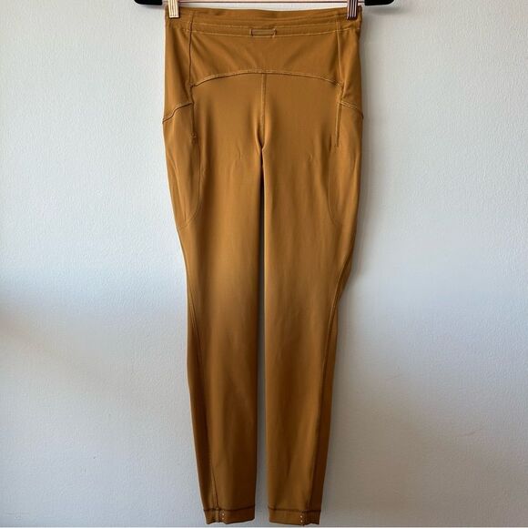 Lululemon Swift Speed High-Rise Tight 28"
Spiced Bronze - Picture 7 of 13